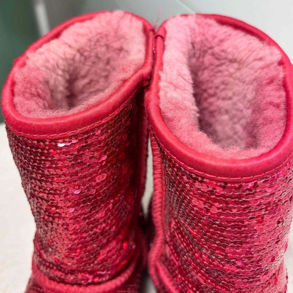 UGG Australia Red‎ Sequin  Women's Boots Size 7